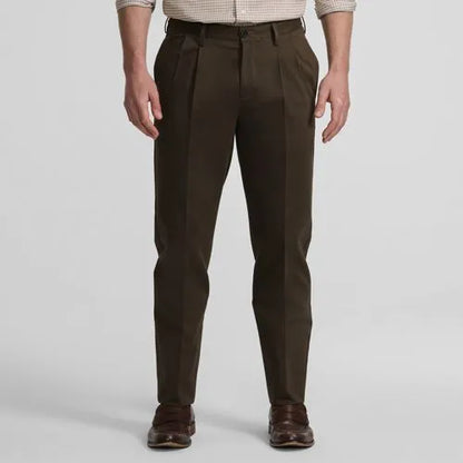 Men's No Iron Traditional Fit Pleated Front Chino Pant