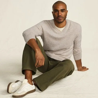 Men's Fine Gauge Cashmere V-neck Sweater