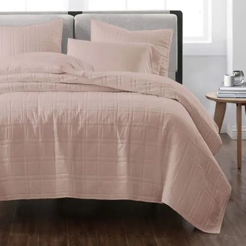 Cannon Heritage Solid Quilt Set