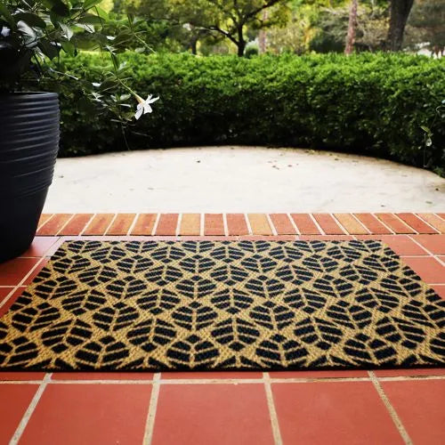 Matterly Neighburly Doormat Linear Leaf