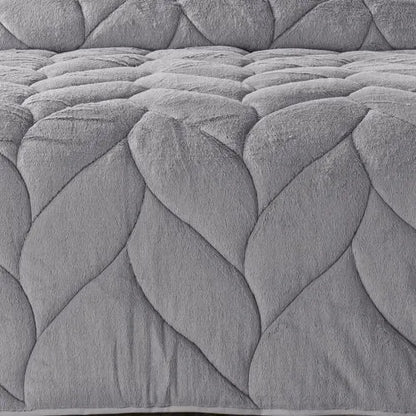 Waverly Cozy Reversible Down Alternative Fleece Comforter