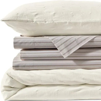Textured Pattern Comforter