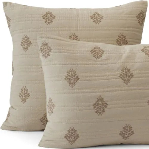 Embroidered Matelasse Bed Coverlet