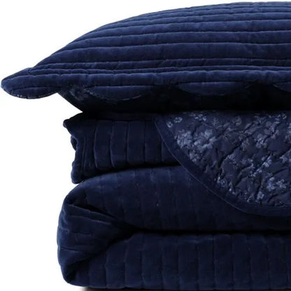 Velvet Scallop Quilt