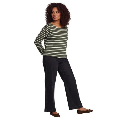 Women's Bracelet Sleeve Supima Cotton Boat Neck Flare Sleeve Top