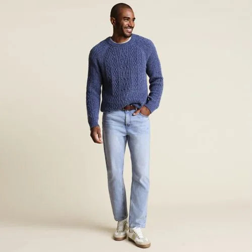 Men's Stretch Comfort Waist Classic Straight Fit Jean